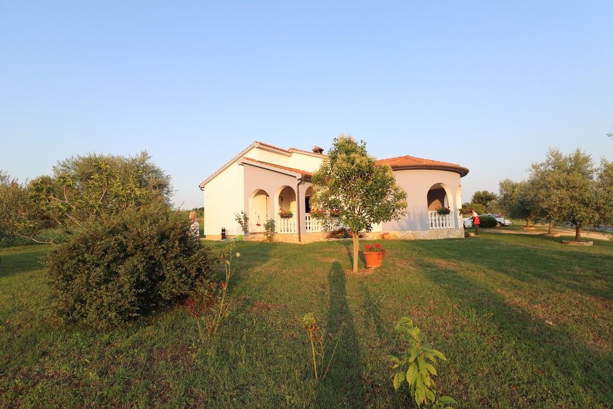 Casa In vendita - ISTARSKA  POREČ 