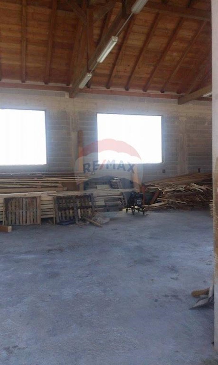 Komerčné Na predaj - PRIMORSKO-GORANSKA  VRBOVSKO 