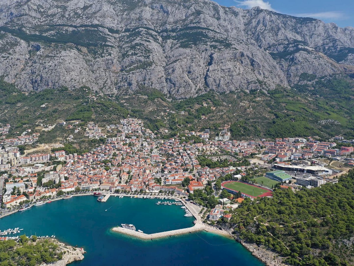 Land For sale - SPLITSKO-DALMATINSKA MAKARSKA