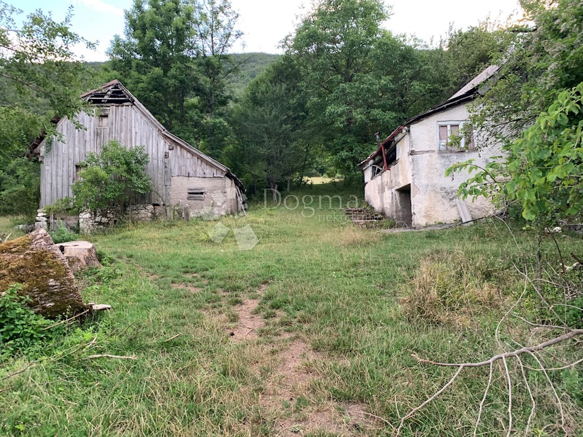 Terreno In vendita - LIČKO-SENJSKA  PLITVIČKA JEZERA 