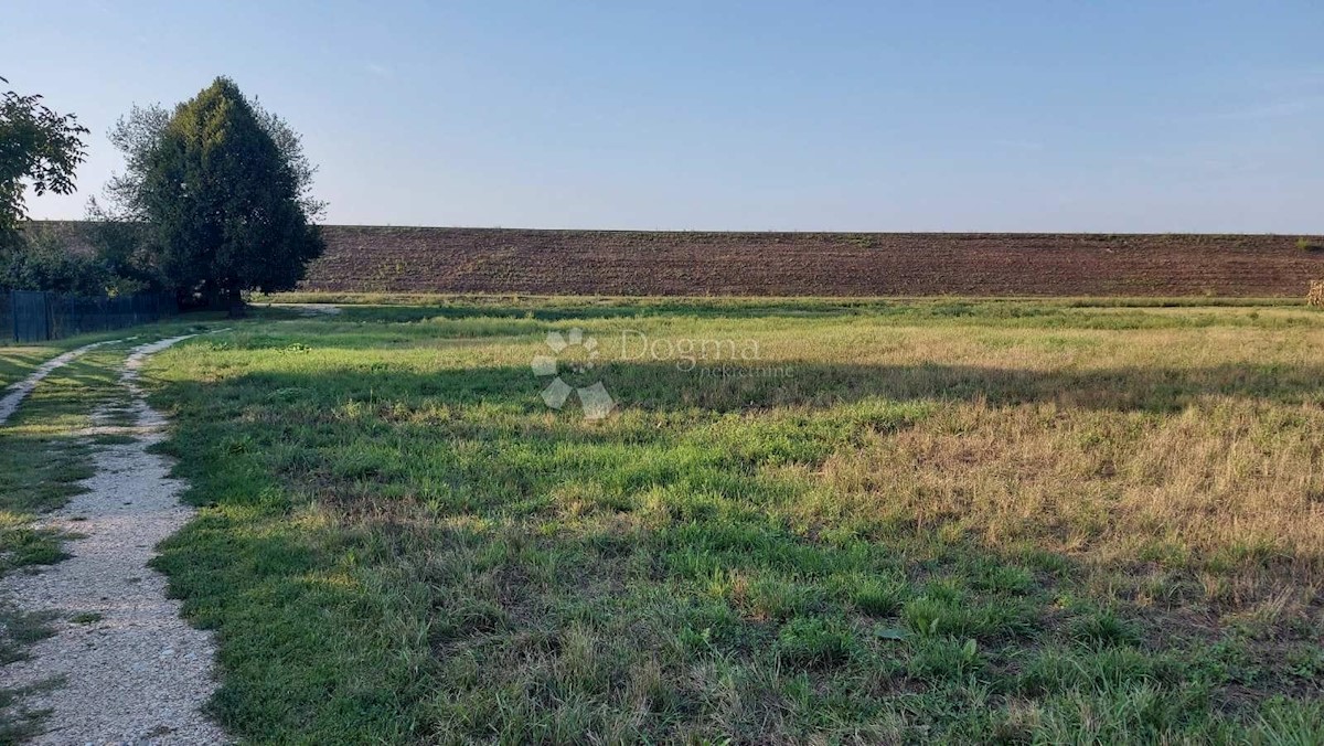 Terreno In vendita - VARAŽDINSKA  TRNOVEC BARTOLOVEČKI 