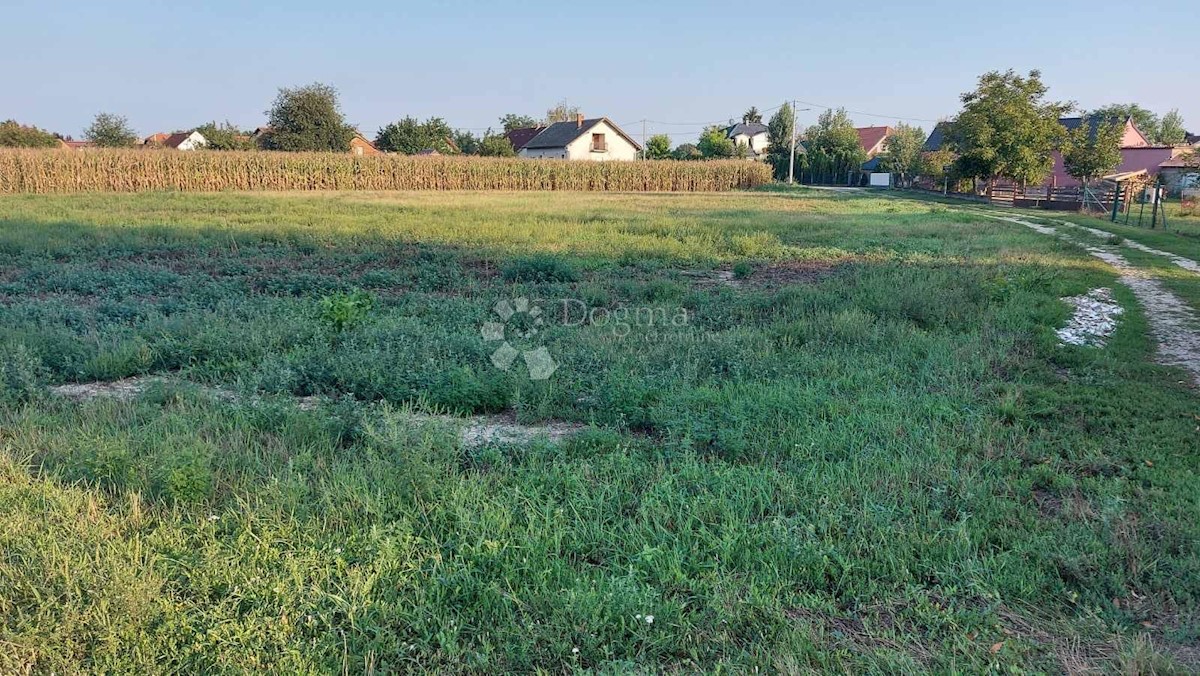 Land For sale - VARAŽDINSKA  TRNOVEC BARTOLOVEČKI 