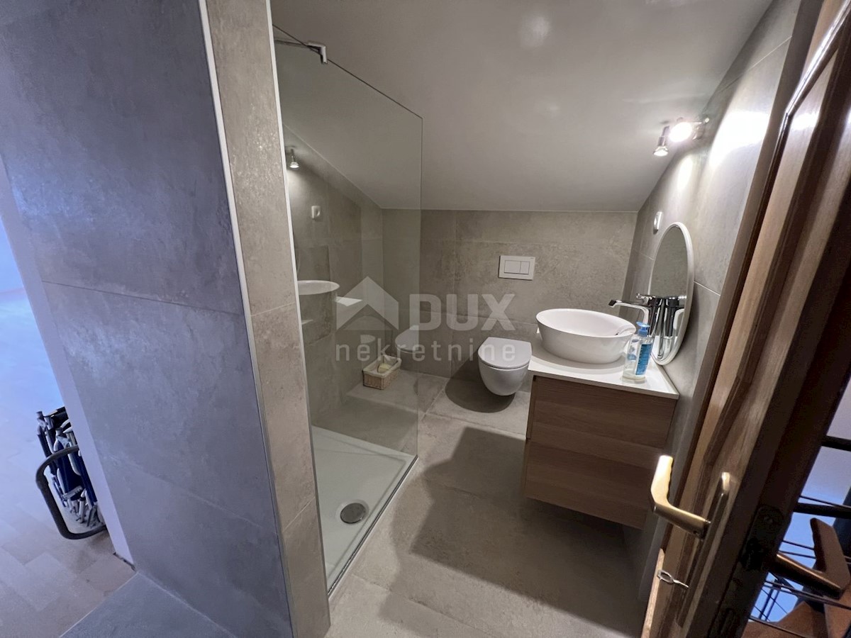 Apartmán Na predaj - PRIMORSKO-GORANSKA  KRK 