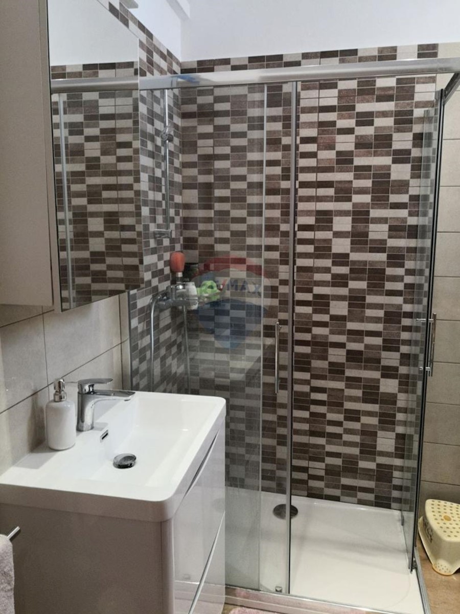 Flat For sale - PRIMORSKO-GORANSKA  CRIKVENICA 