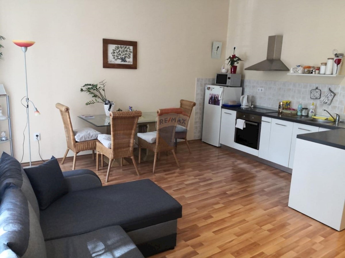 Flat For sale - PRIMORSKO-GORANSKA  CRIKVENICA 