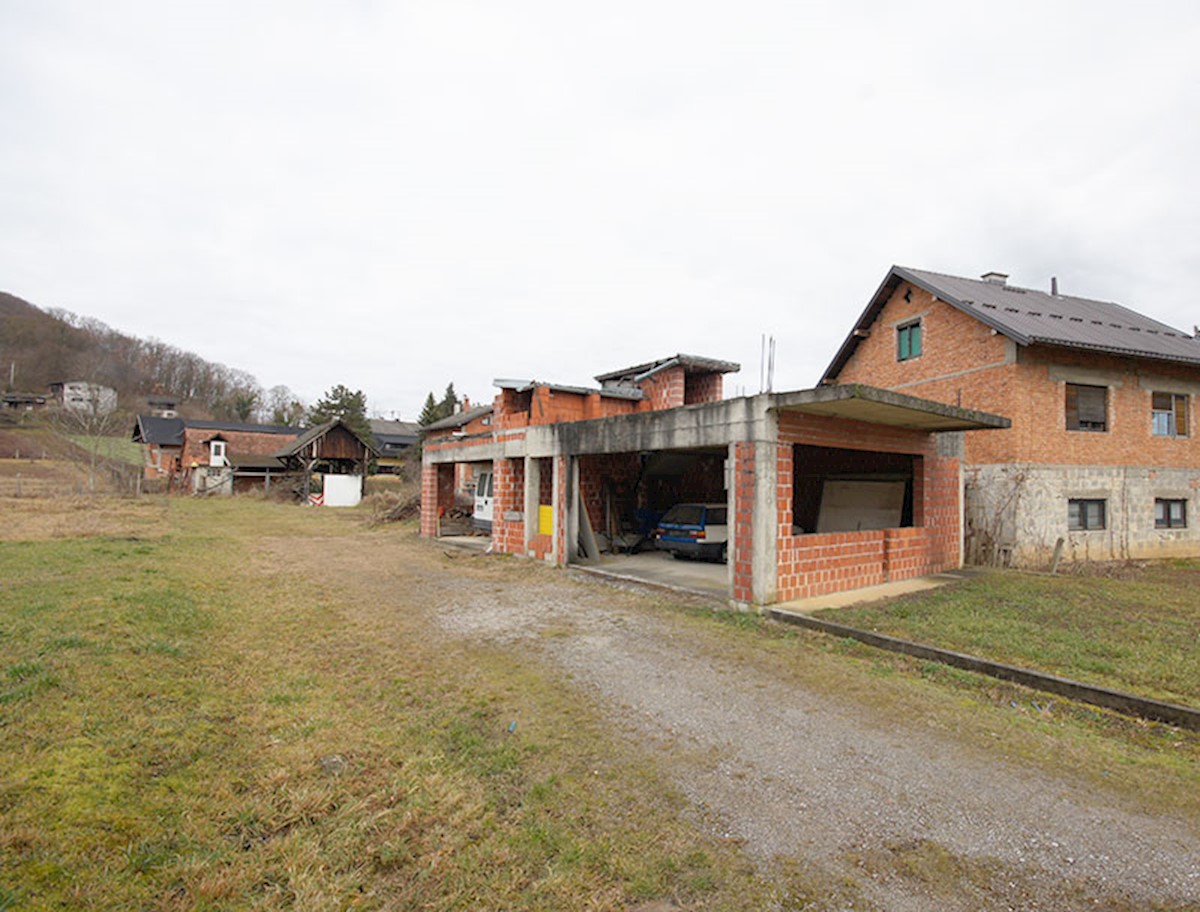 Casa In vendita - ZAGREBAČKA  SAMOBOR 