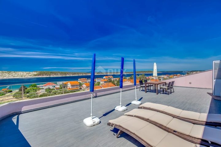 Hiša na predaj 353 m² – Rab