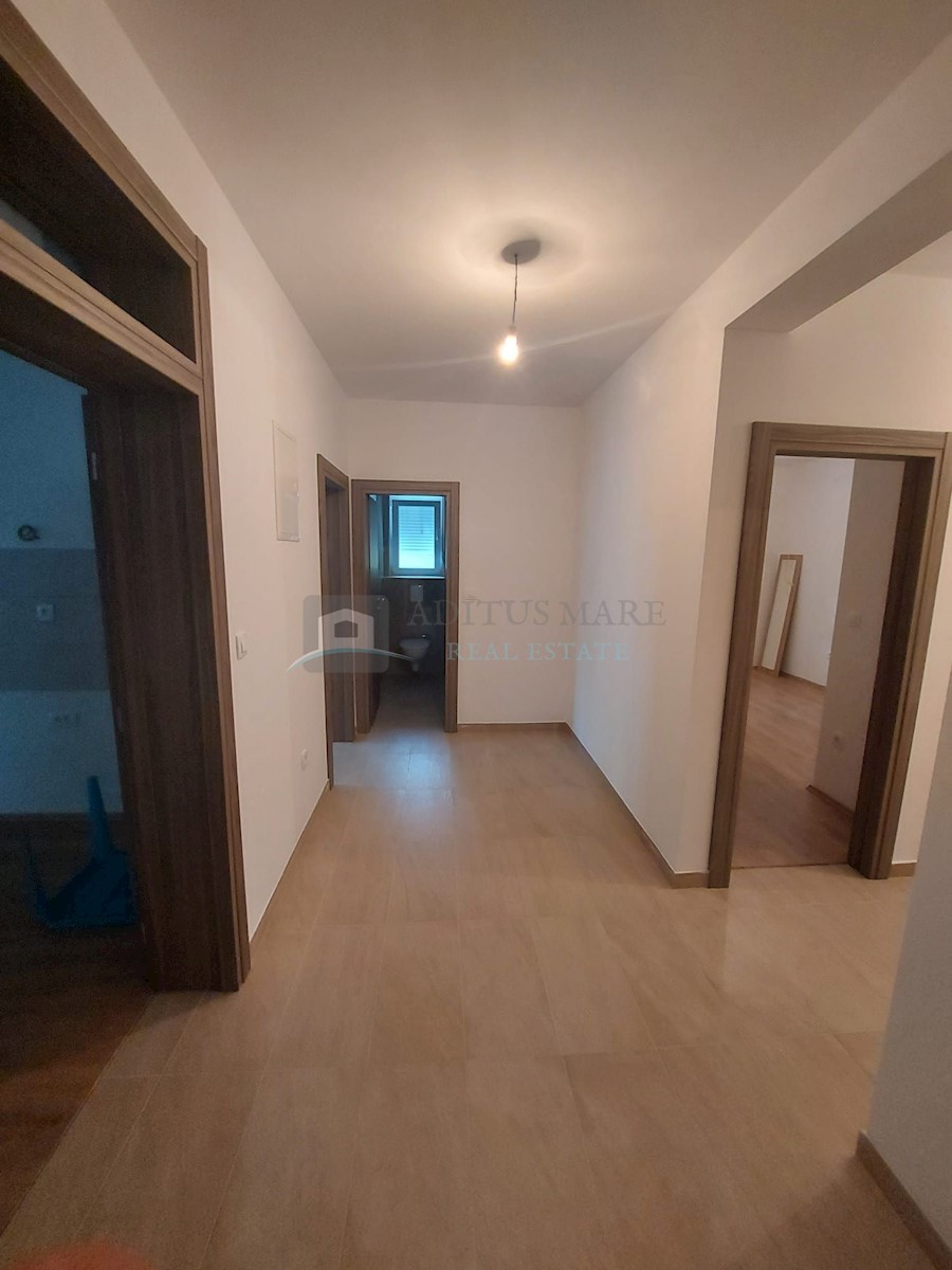 Flat For sale - ŠIBENSKO-KNINSKA  VODICE 