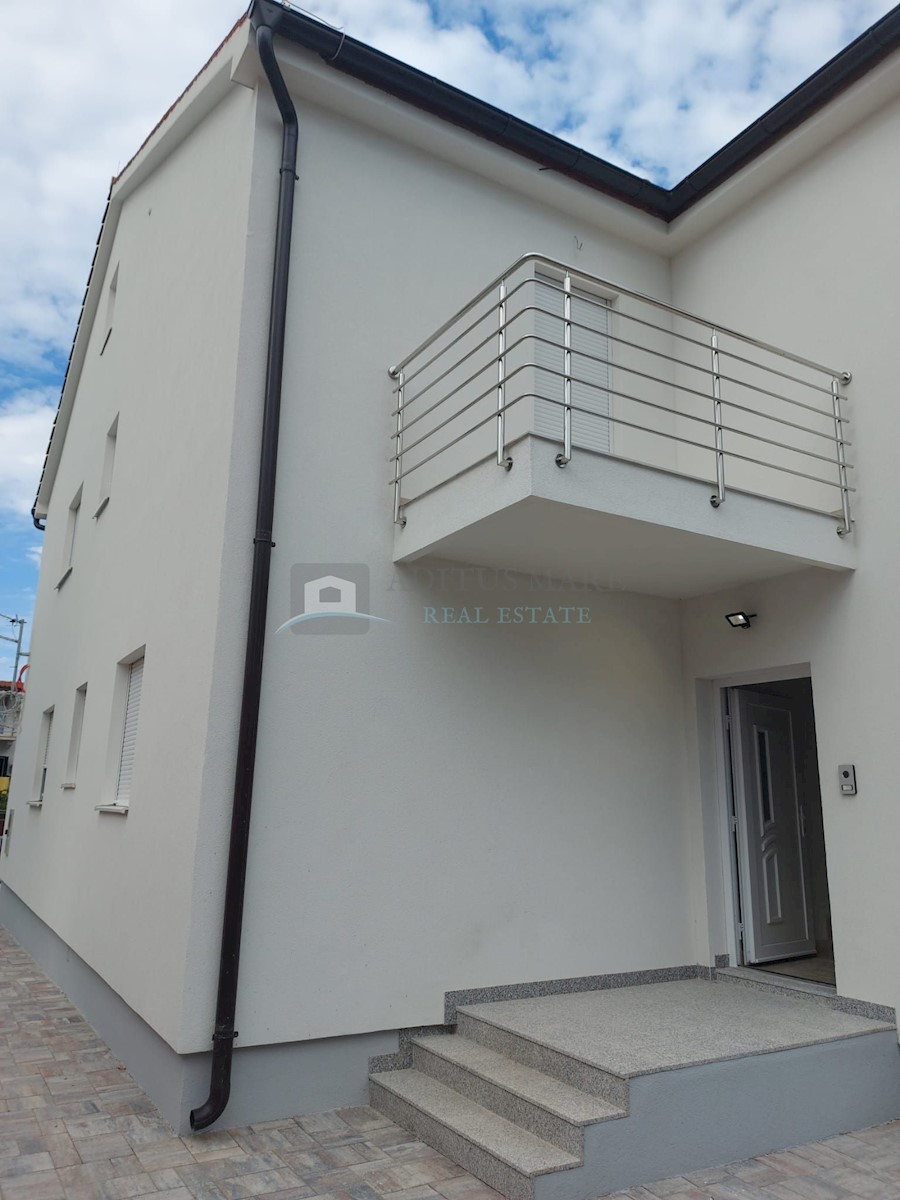 Flat For sale - ŠIBENSKO-KNINSKA  VODICE 