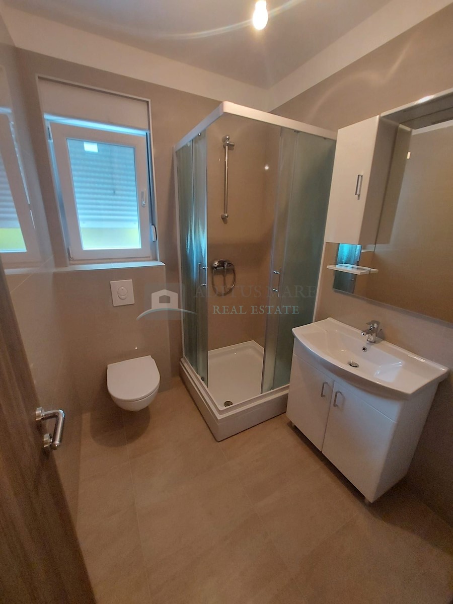 Flat For sale - ŠIBENSKO-KNINSKA  VODICE 