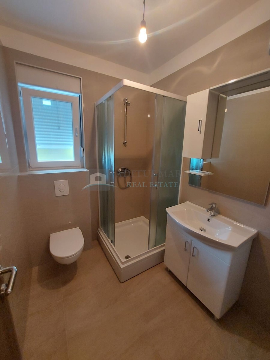 Flat For sale - ŠIBENSKO-KNINSKA  VODICE 