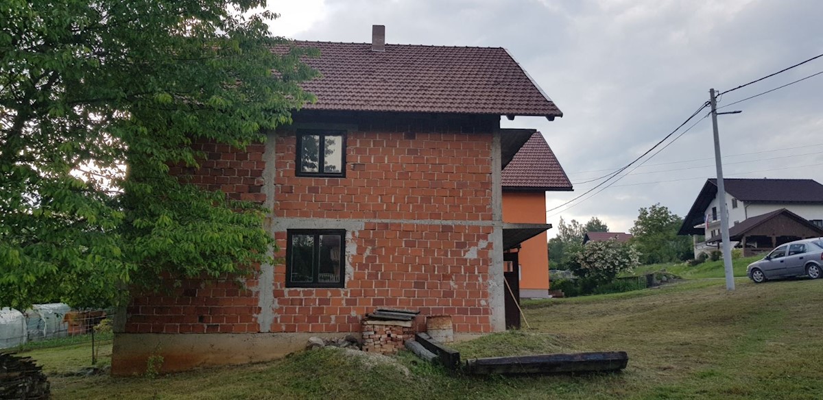 Haus Zu verkaufen - PRIMORSKO-GORANSKA  BROD MORAVICE 