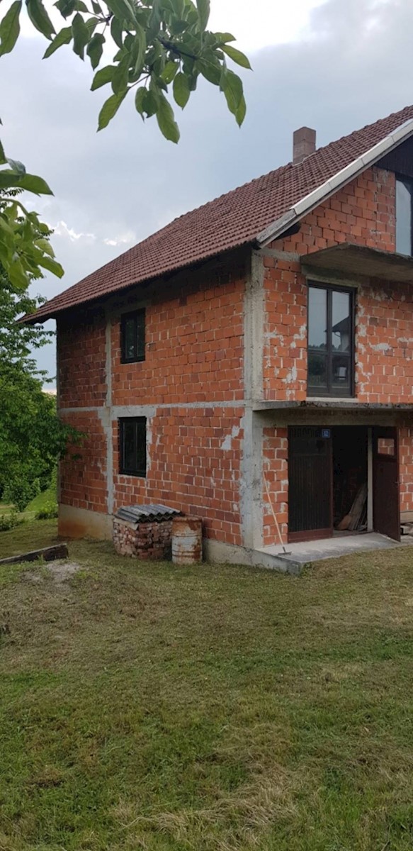 Haus Zu verkaufen - PRIMORSKO-GORANSKA  BROD MORAVICE 