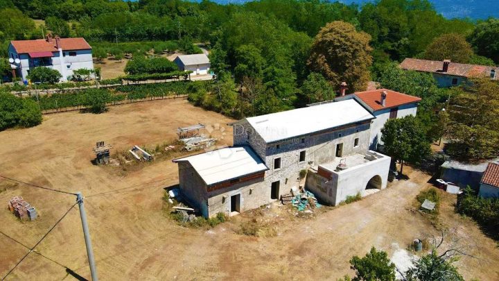 Casa in vendita 265 m² – Labin