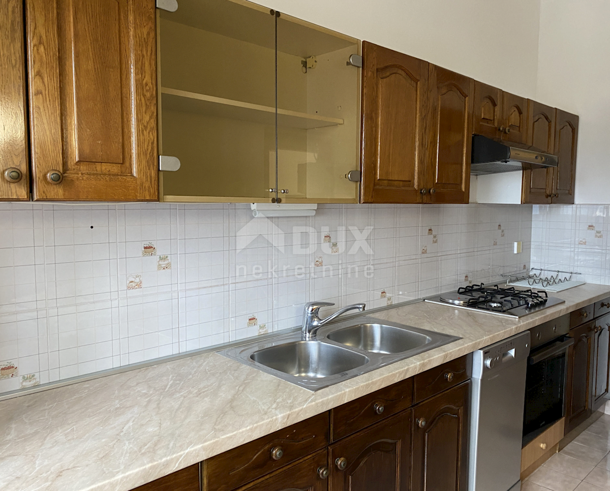 Apartma Na predaj - PRIMORSKO-GORANSKA  OPATIJA 