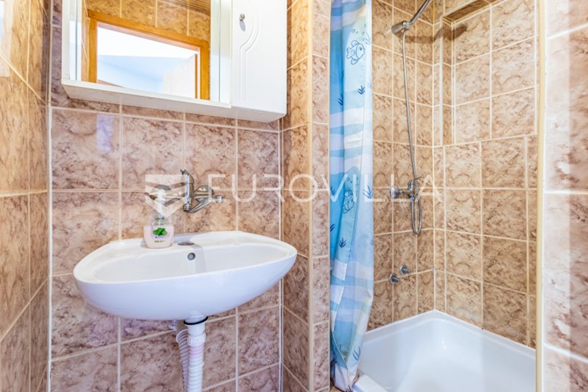 Apartmán Na prodej - PRIMORSKO-GORANSKA  CRES 