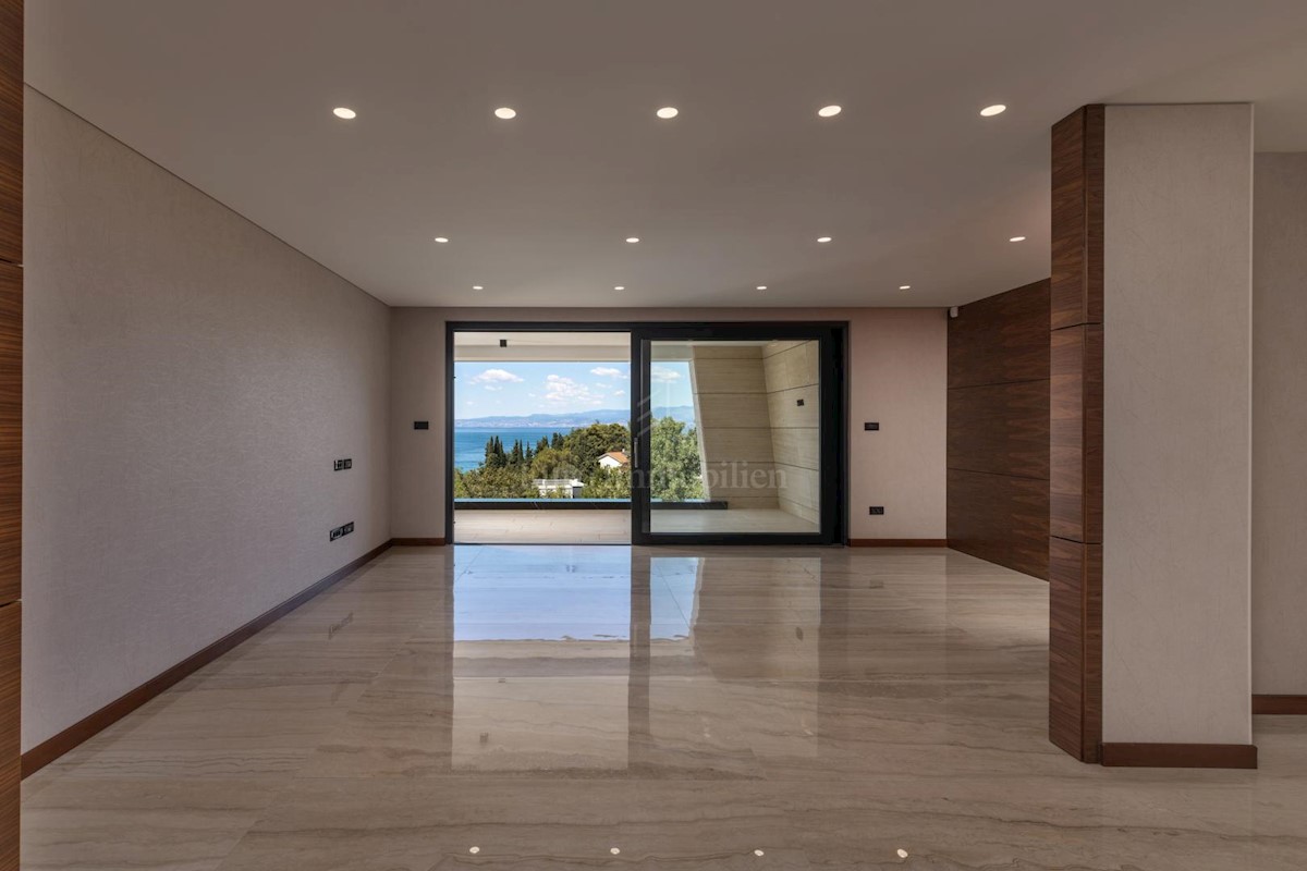 Apartment Zu verkaufen - PRIMORSKO-GORANSKA  KRK 
