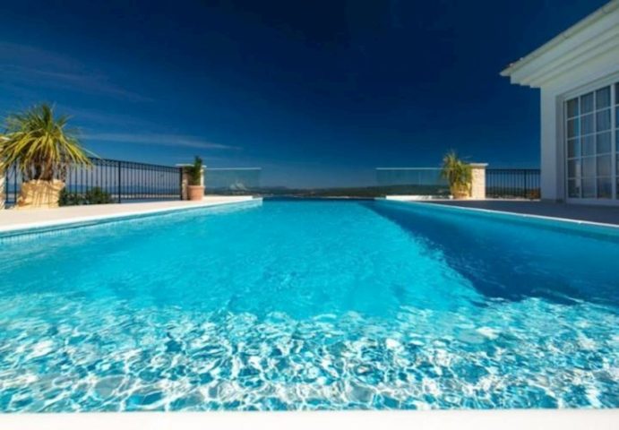 Dům na prodej 480 m² – Crikvenica