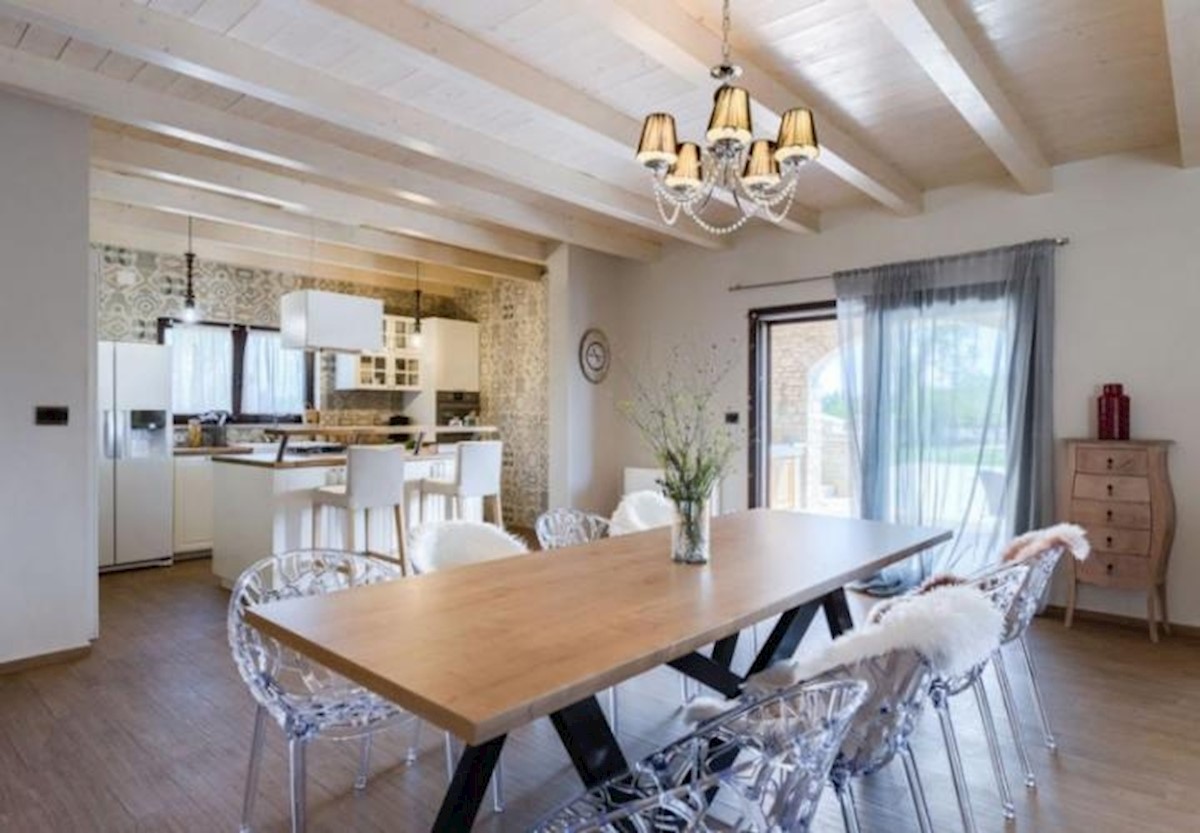 Haus Zu verkaufen - ISTARSKA  MARČANA 