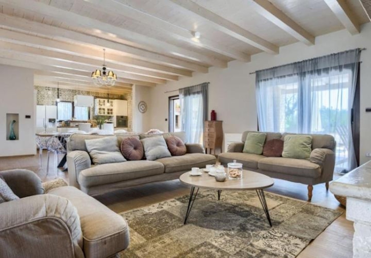 Haus Zu verkaufen - ISTARSKA  MARČANA 