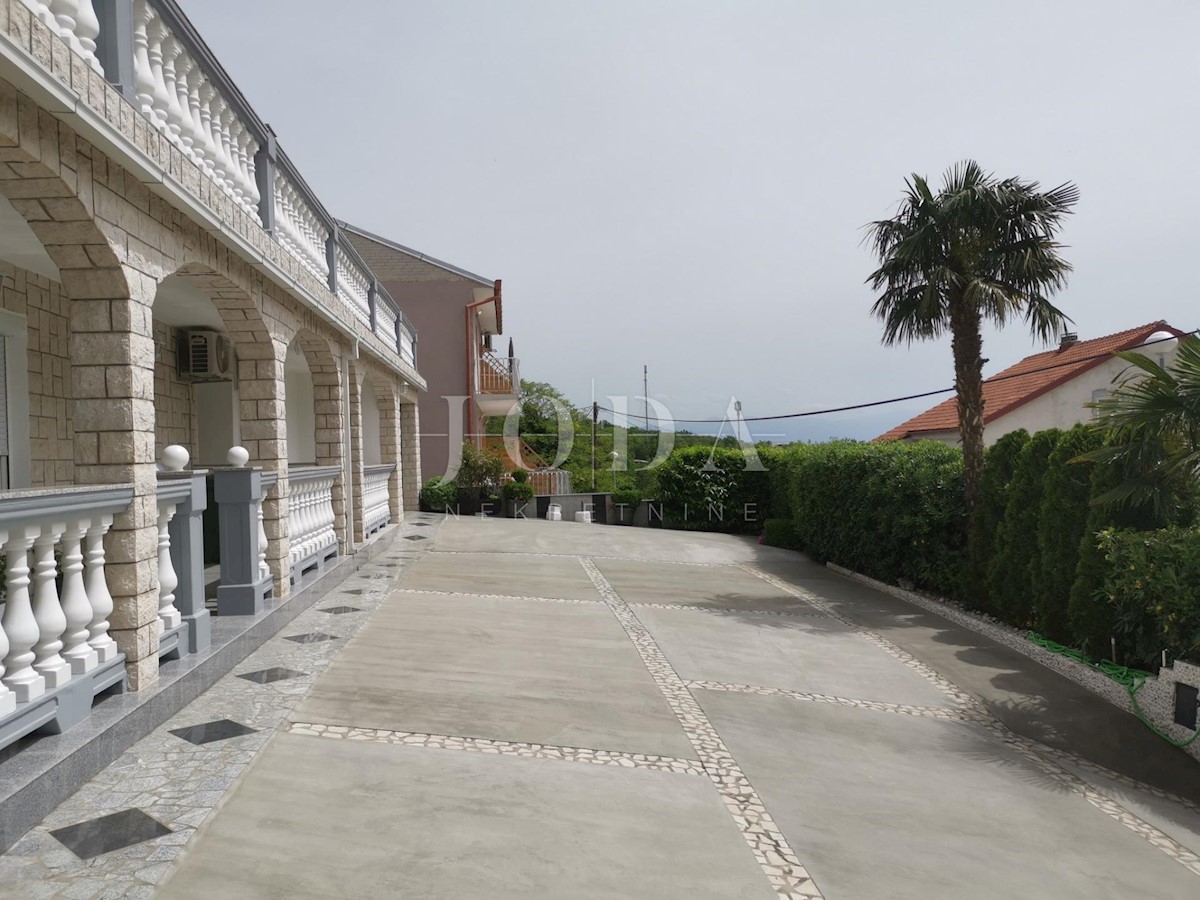 Casa In vendita - PRIMORSKO-GORANSKA  CRIKVENICA 