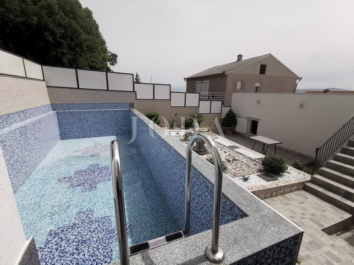 Casa In vendita - PRIMORSKO-GORANSKA  CRIKVENICA 