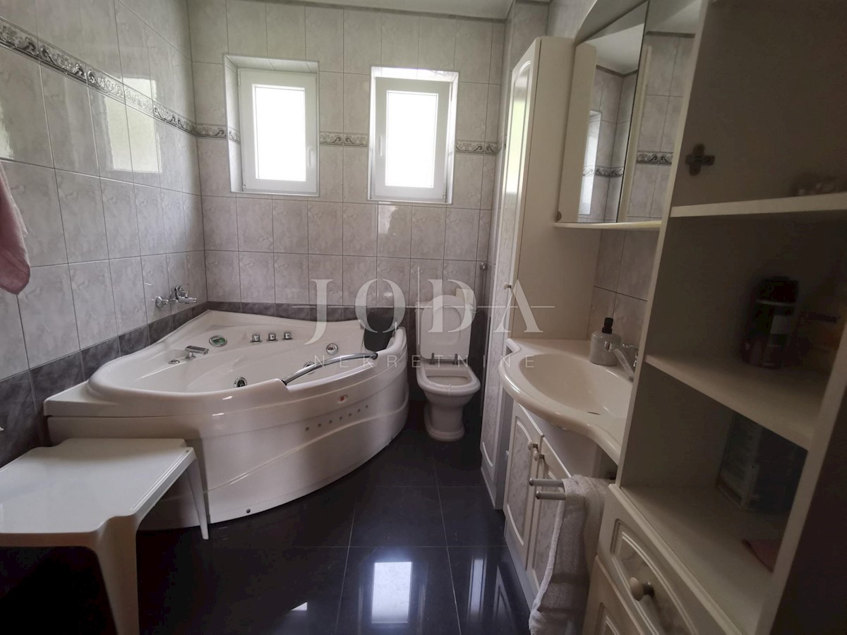 Casa In vendita - PRIMORSKO-GORANSKA  CRIKVENICA 