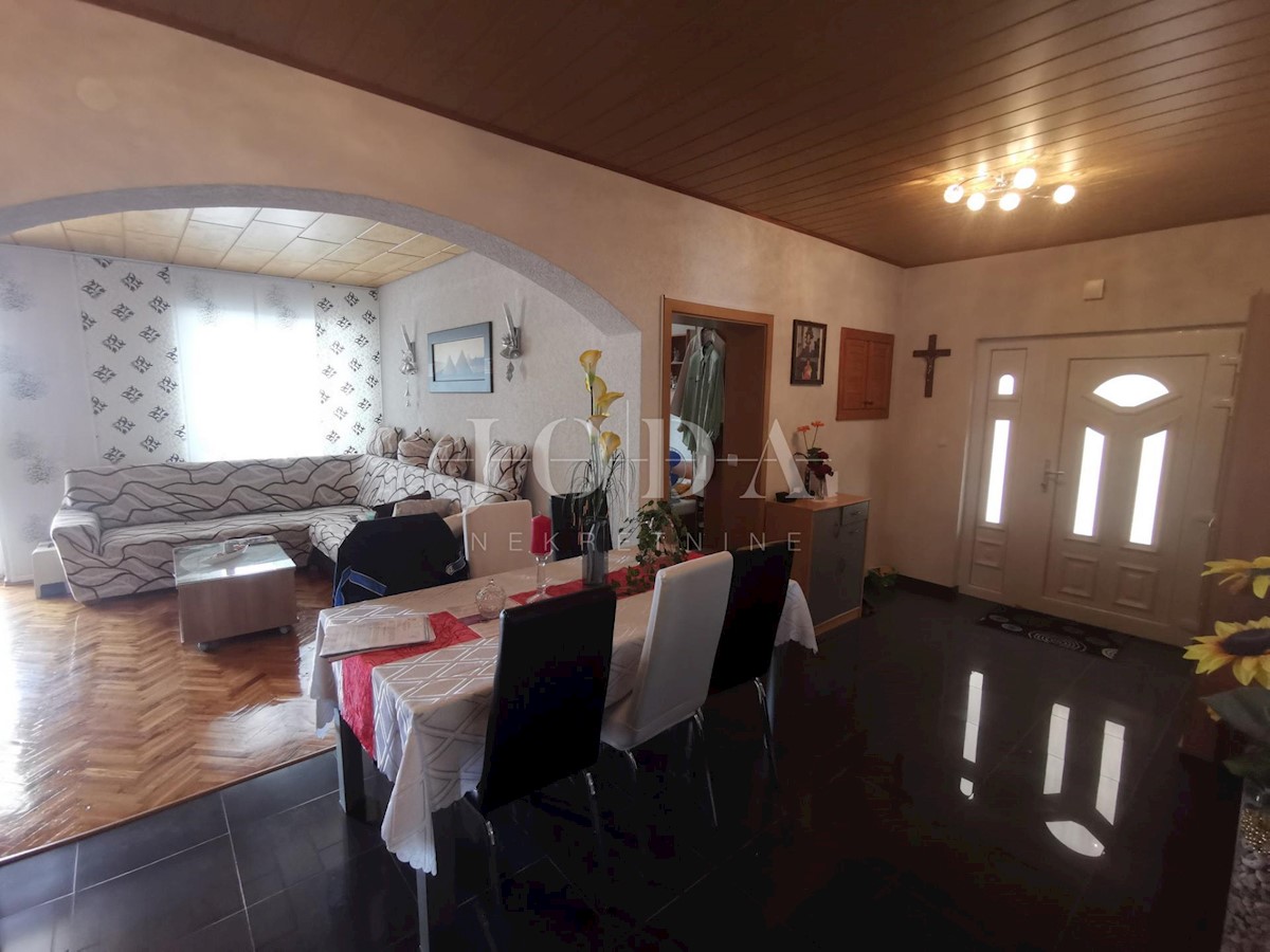 Casa In vendita - PRIMORSKO-GORANSKA  CRIKVENICA 