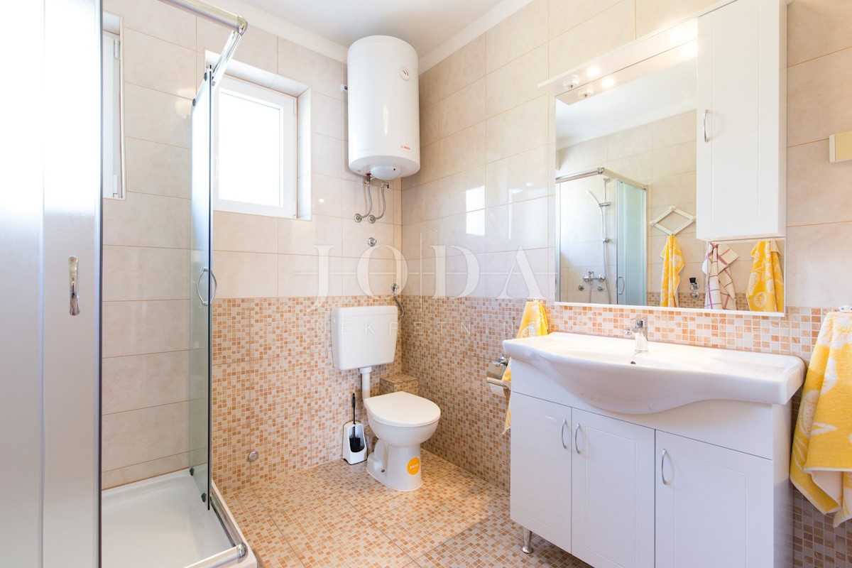 Casa In vendita - PRIMORSKO-GORANSKA  CRIKVENICA 