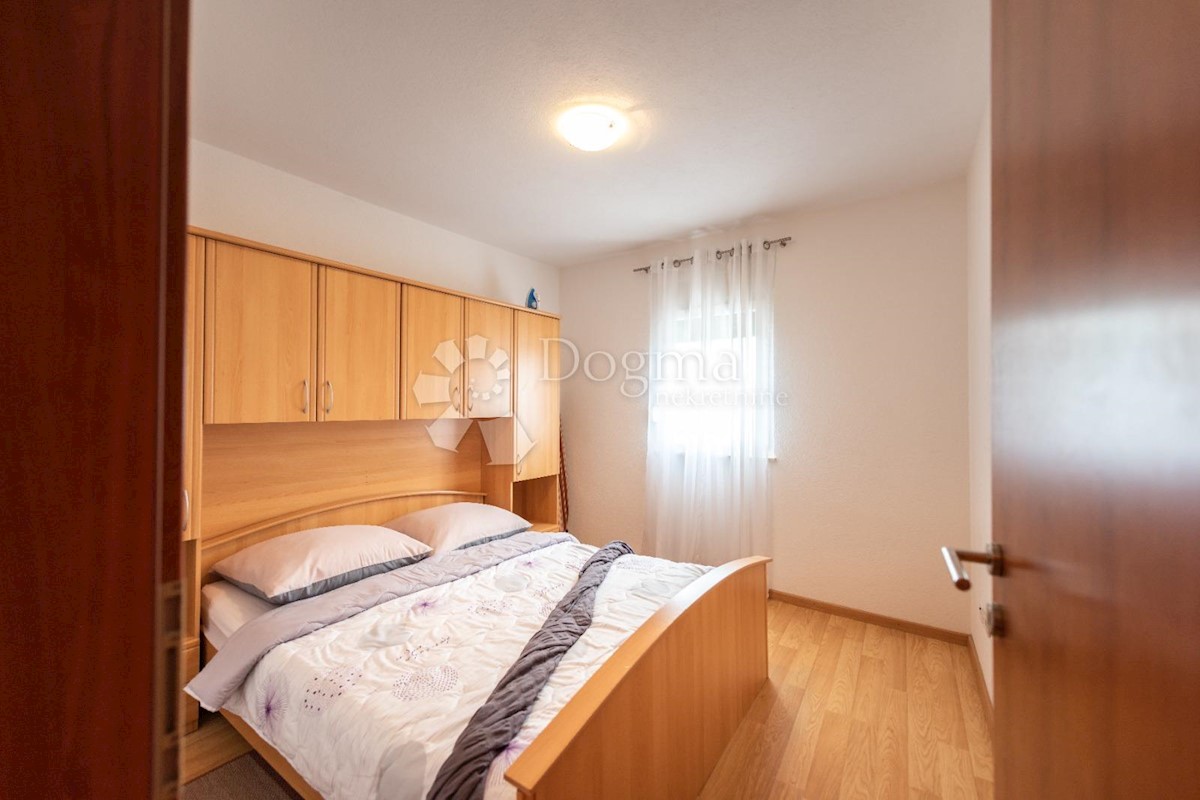 Haus Zu verkaufen - SPLITSKO-DALMATINSKA  MARINA 