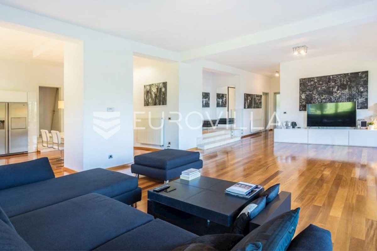 Appartement À louer - GRAD ZAGREB  ZAGREB 