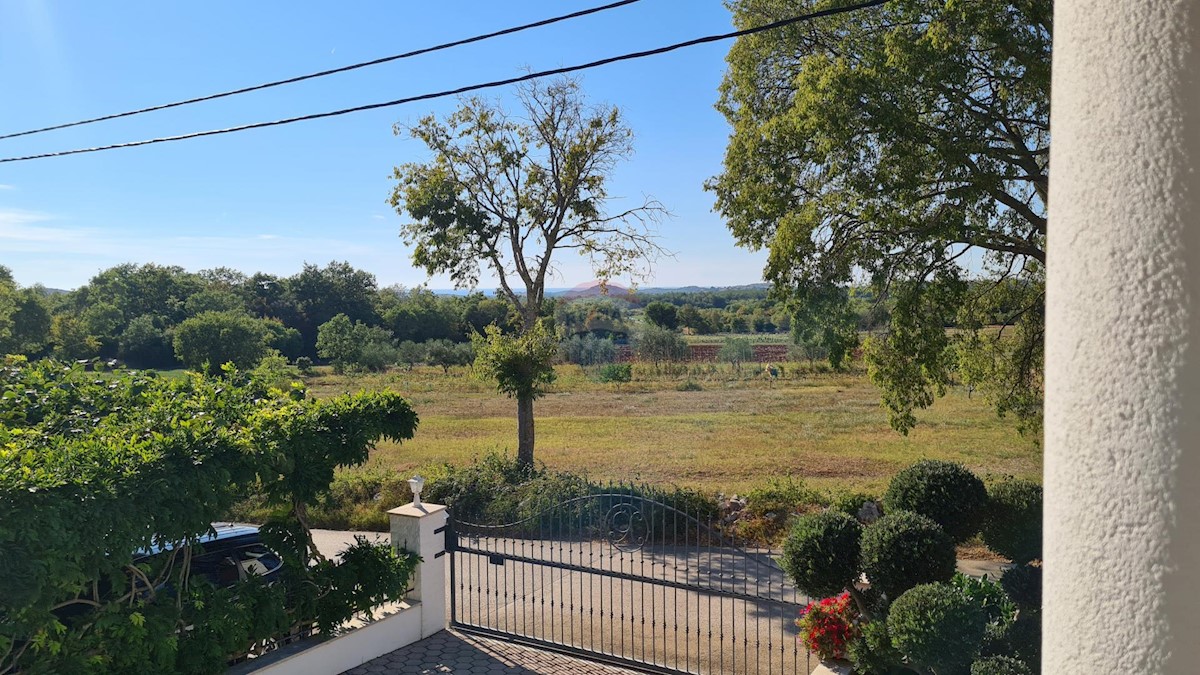 Haus Zu verkaufen - ISTARSKA  POREČ 