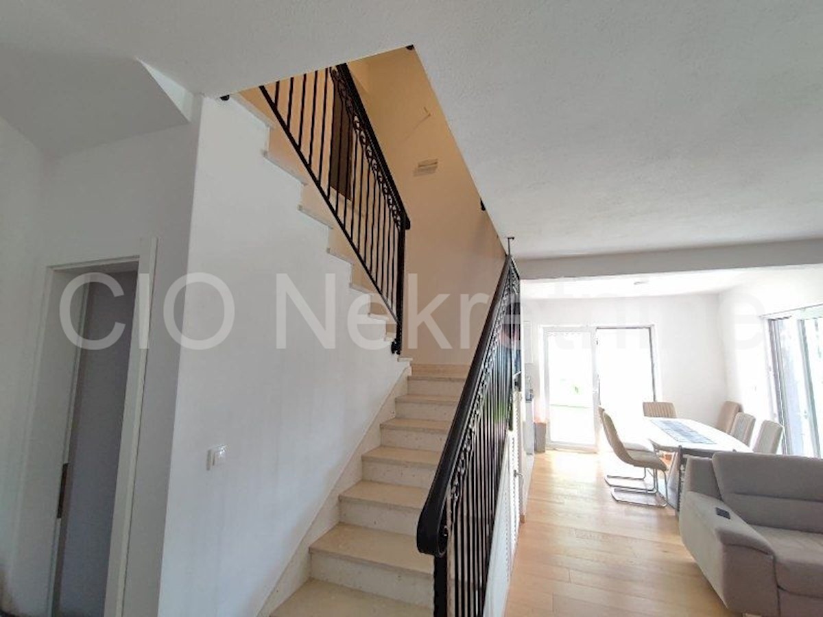 Appartement À vendre - SPLITSKO-DALMATINSKA  ČIOVO 