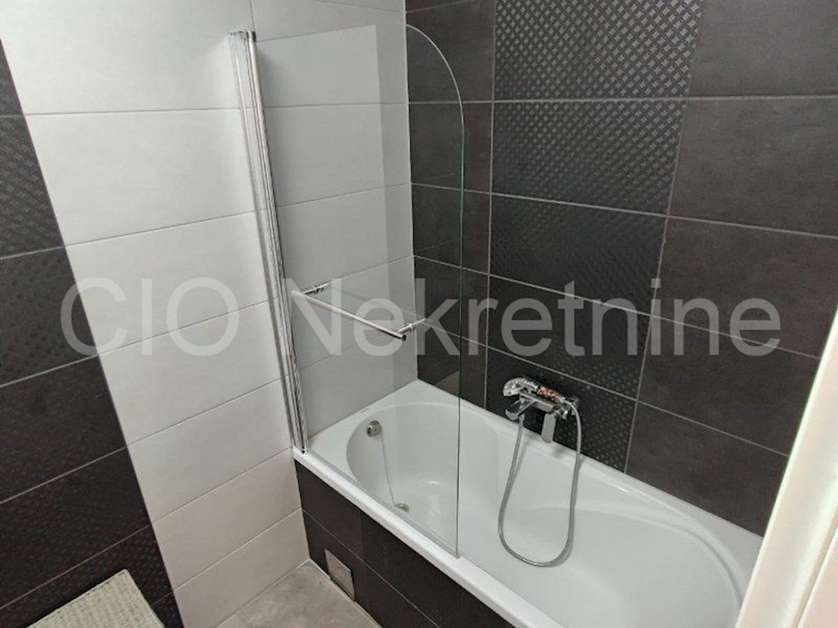 Appartement À vendre - SPLITSKO-DALMATINSKA  ČIOVO 