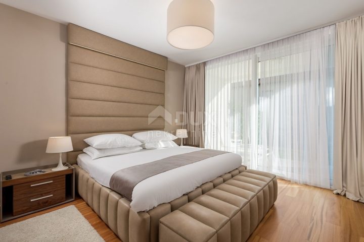Apartment zu vermieten 95 m² – Ičići