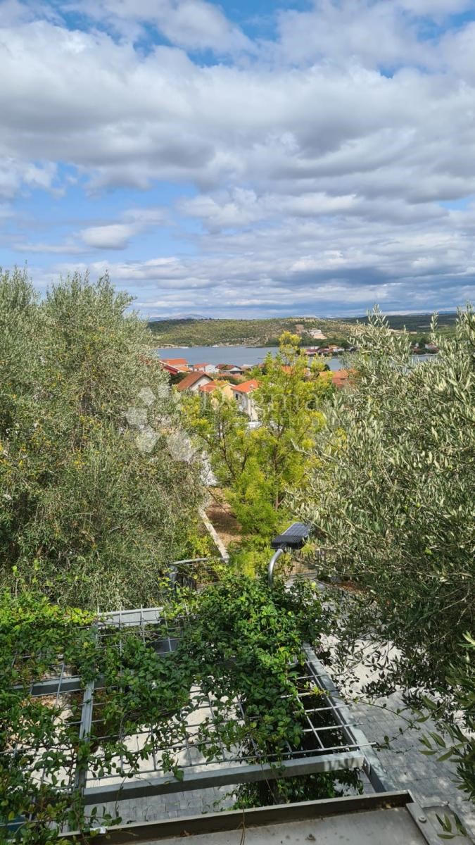 Kuća Na prodaju - ŠIBENSKO-KNINSKA  ŠIBENIK 