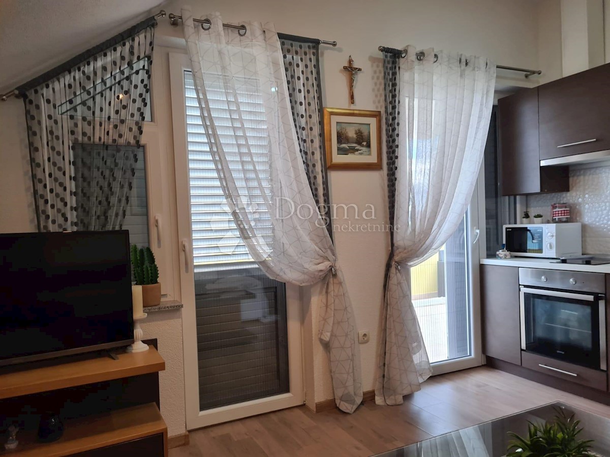 House For sale - ŠIBENSKO-KNINSKA  ŠIBENIK 