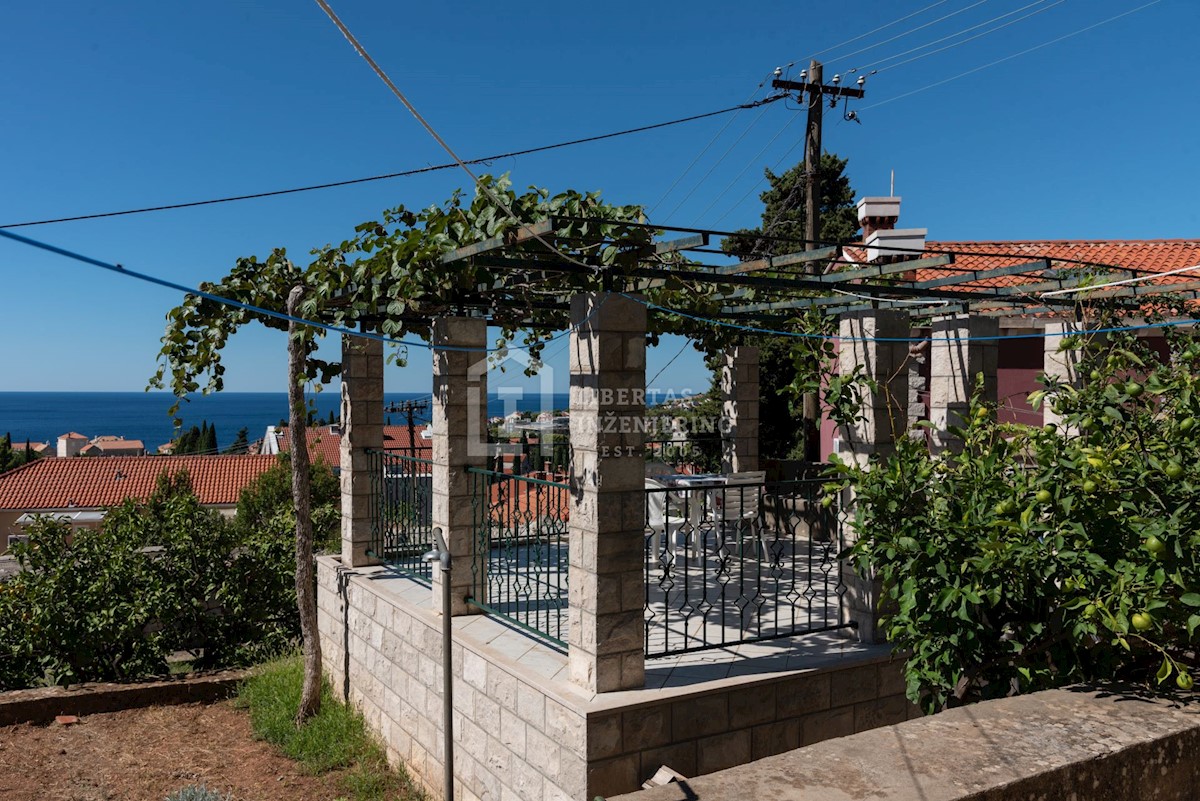 Casa In vendita - DUBROVAČKO-NERETVANSKA  DUBROVNIK 