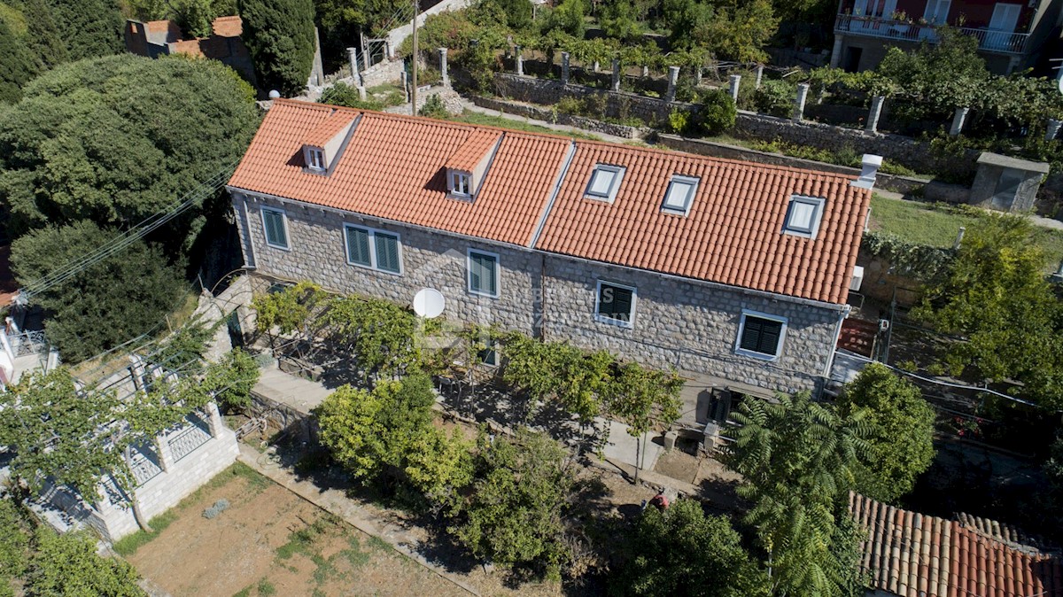 Casa In vendita - DUBROVAČKO-NERETVANSKA  DUBROVNIK 