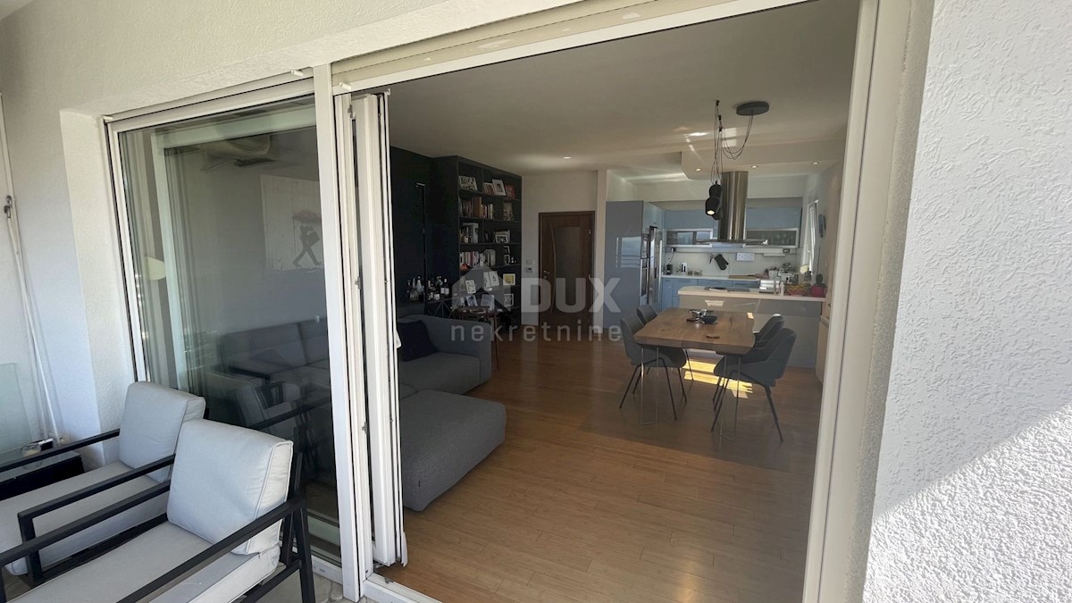 Apartment Zu verkaufen - PRIMORSKO-GORANSKA  KASTAV 