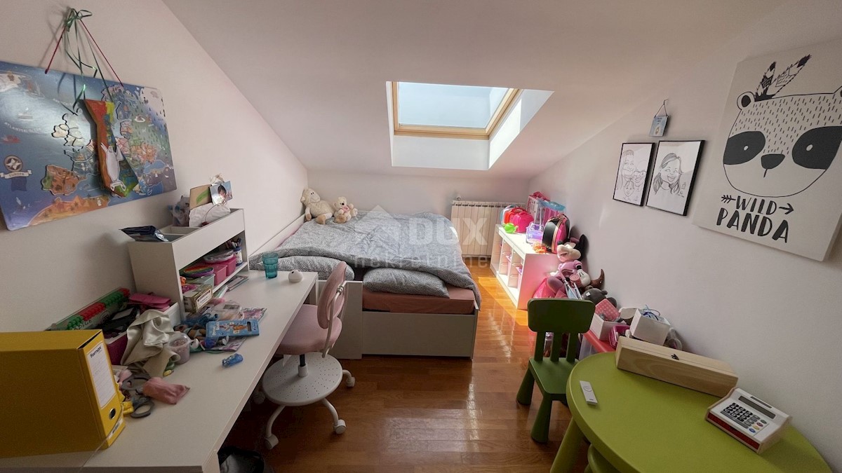 Apartment Zu verkaufen - PRIMORSKO-GORANSKA  KASTAV 