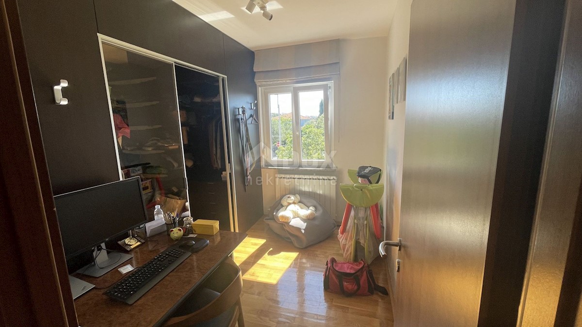 Apartment Zu verkaufen - PRIMORSKO-GORANSKA  KASTAV 