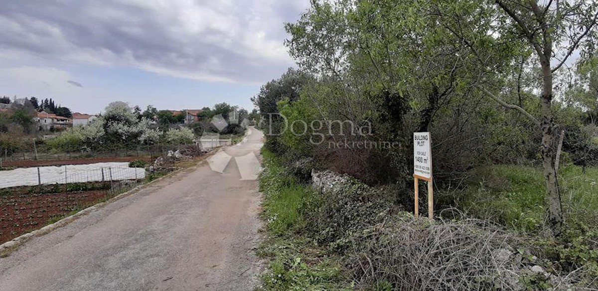 Land For sale - SPLITSKO-DALMATINSKA  HVAR 