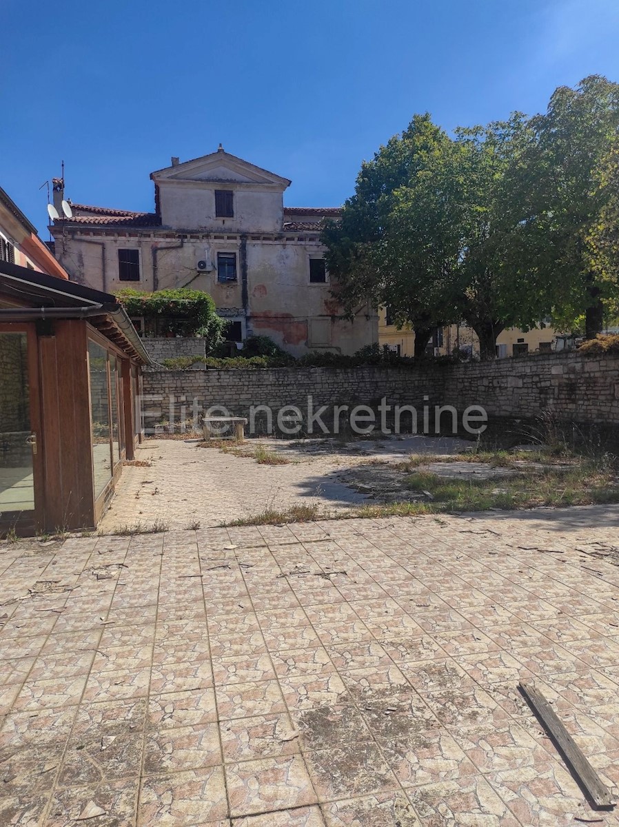 Business premises For sale - ISTARSKA  KANFANAR 