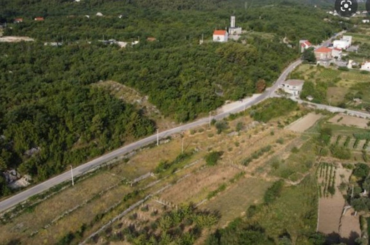 Działka Na sprzedaż KUČIĆE