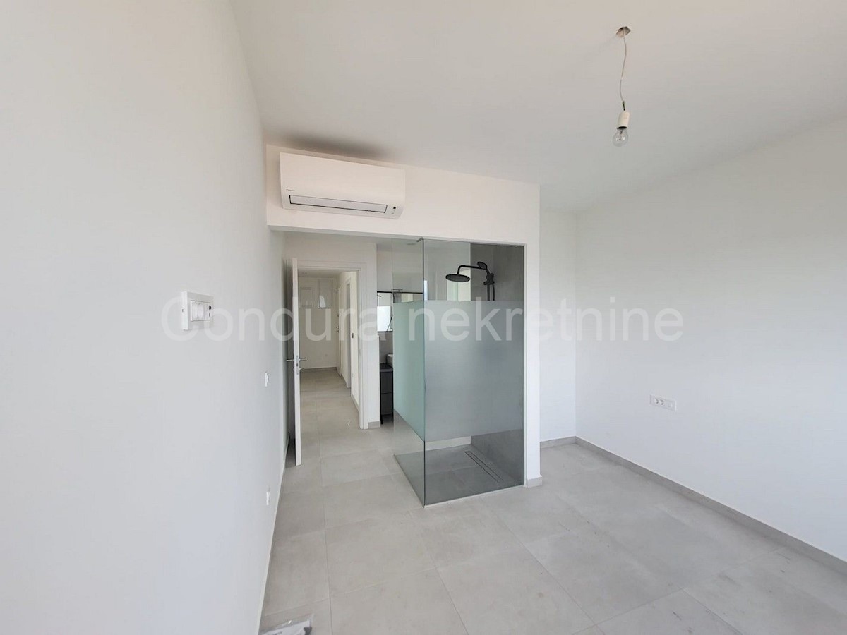 Flat For sale - ZADARSKA  JASENICE 