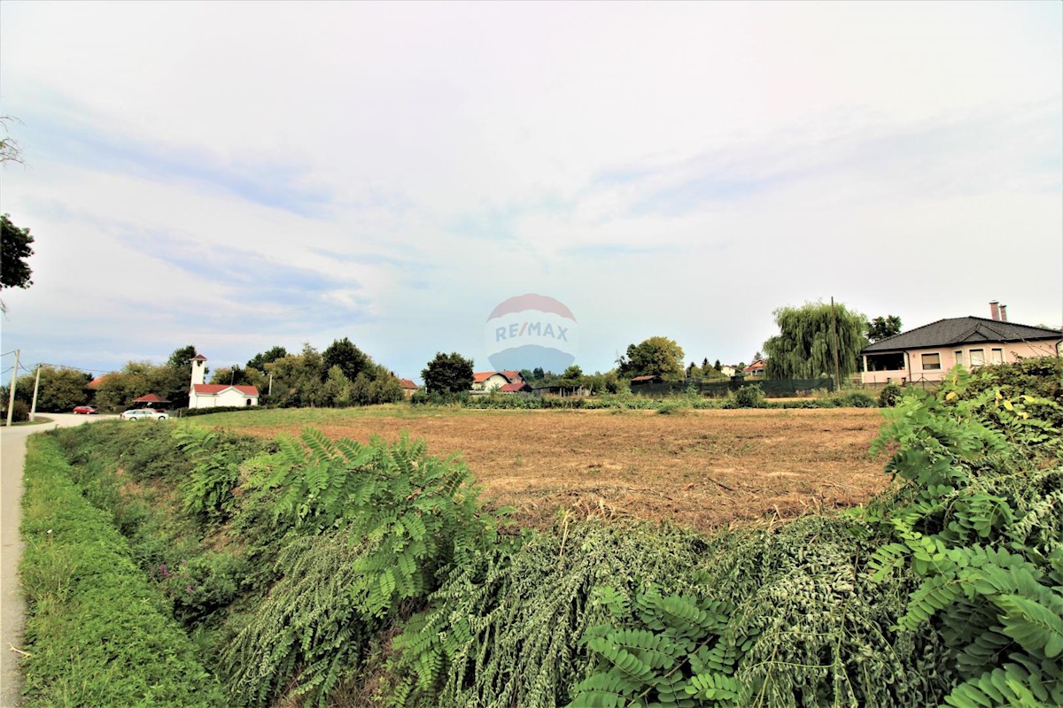 Land For sale HREBINEC