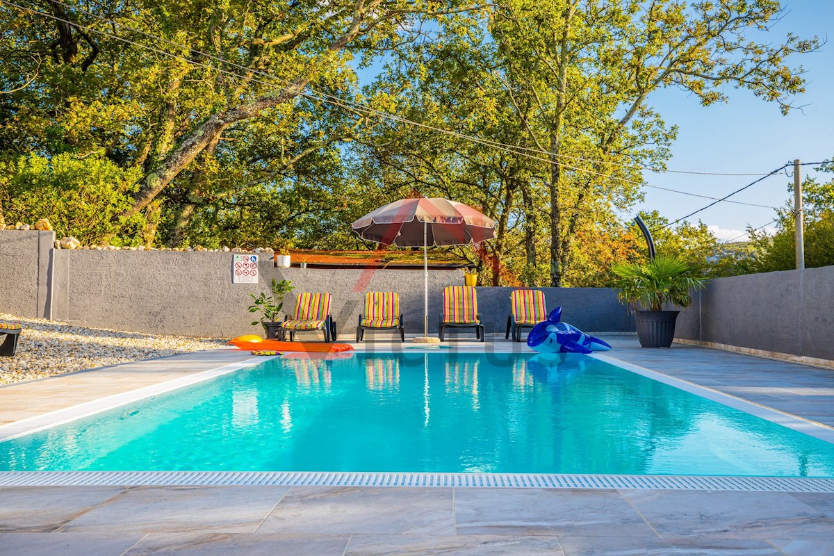 Kuća Na prodaju - PRIMORSKO-GORANSKA  VINODOLSKA OPĆINA 