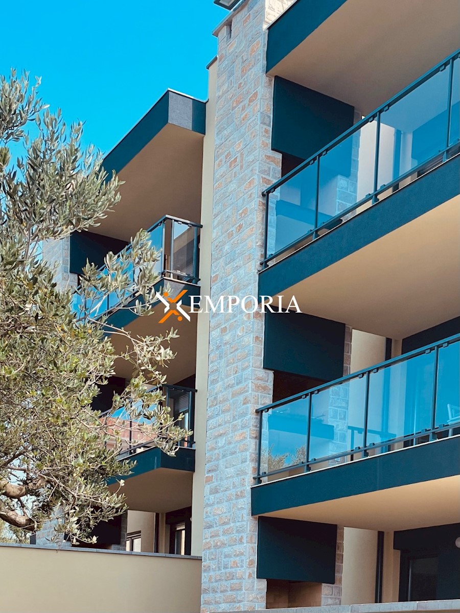 Flat For sale - ZADARSKA  JASENICE 