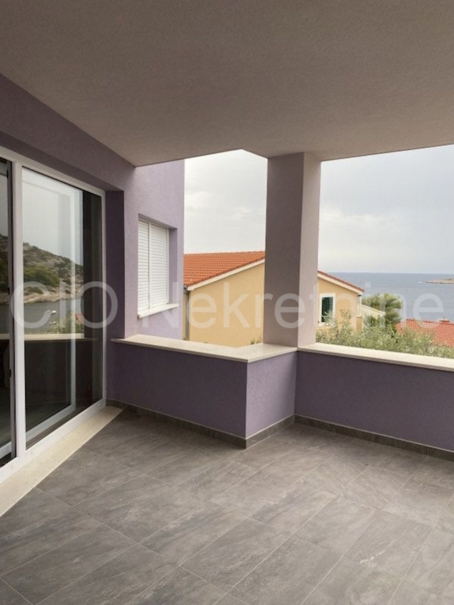Maison À vendre - ŠIBENSKO-KNINSKA  ROGOZNICA 